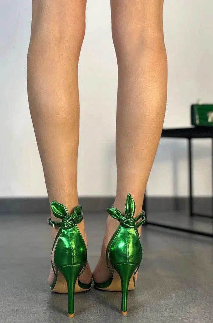 ZENDRA- Sandal laminated with bows–