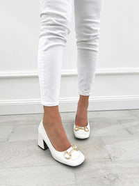 FLAVIA- Sandalo in pelle con fibbie