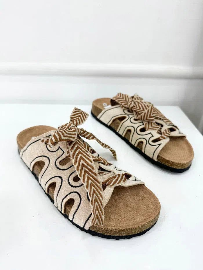 MARIA Ciabatte in ecocamoscio con lacci julys.easyshoes